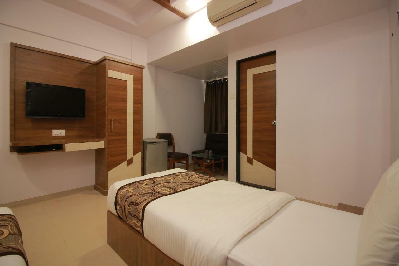 Hotel Apex Navi Mumbai Eksteriør billede