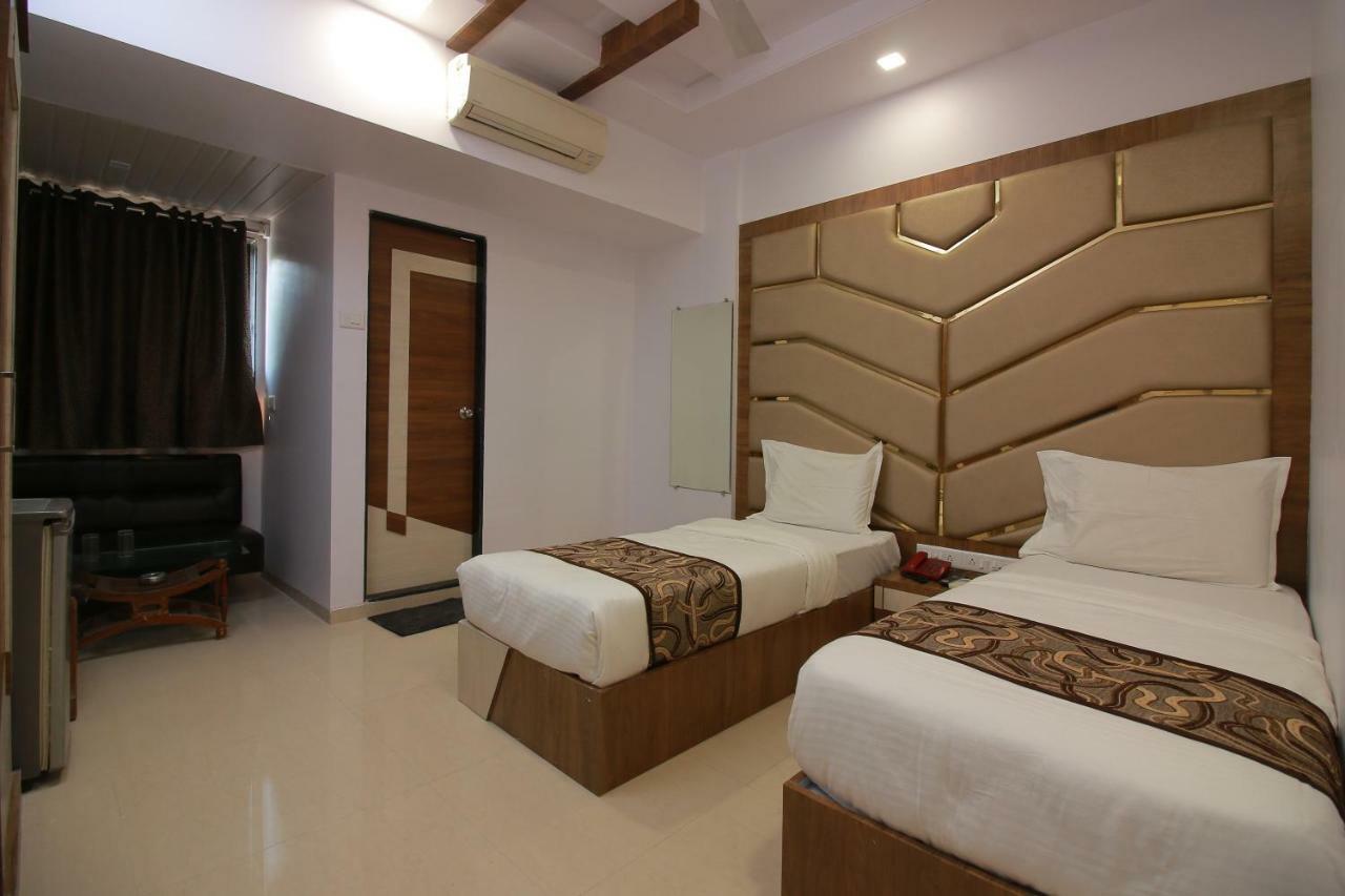 Hotel Apex Navi Mumbai Eksteriør billede