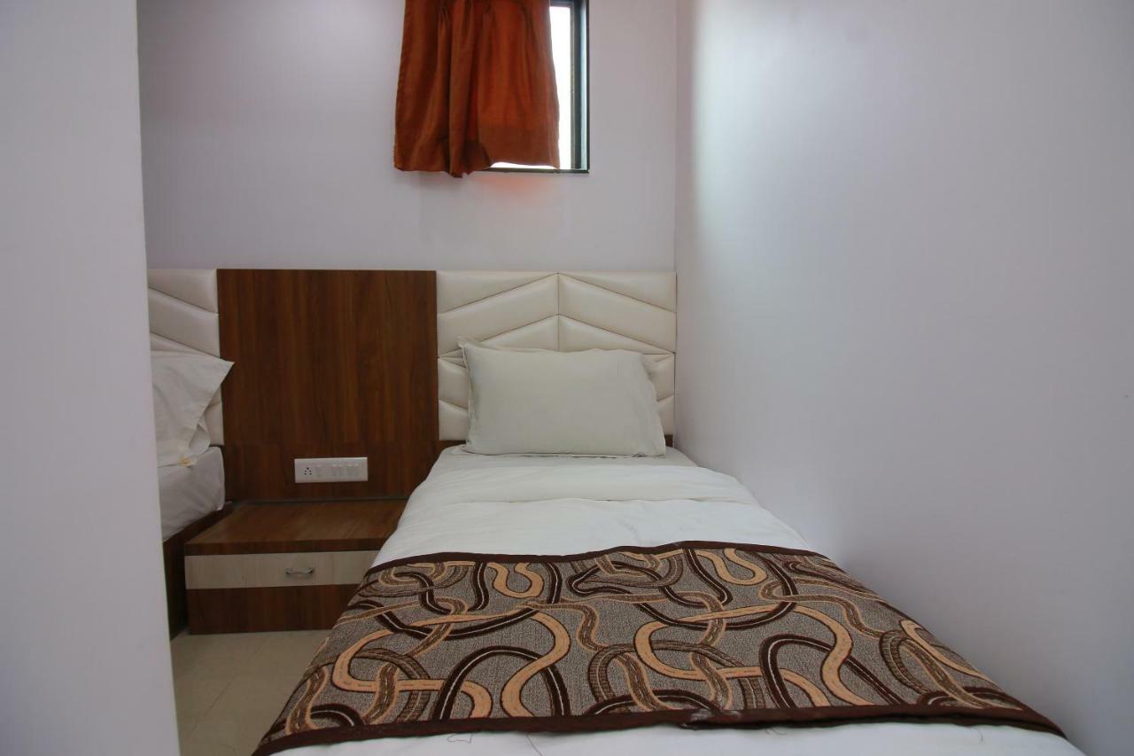 Hotel Apex Navi Mumbai Eksteriør billede