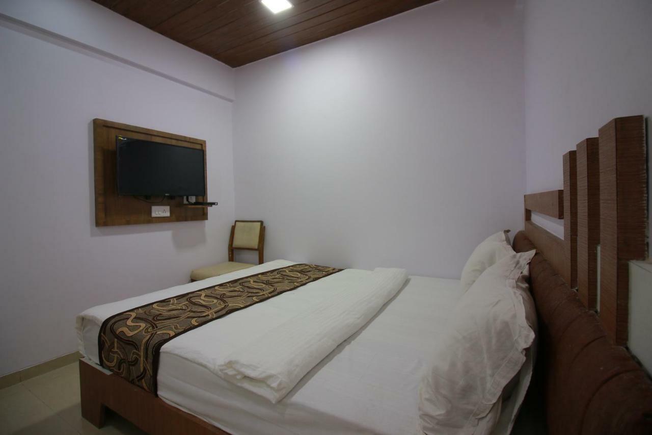 Hotel Apex Navi Mumbai Eksteriør billede