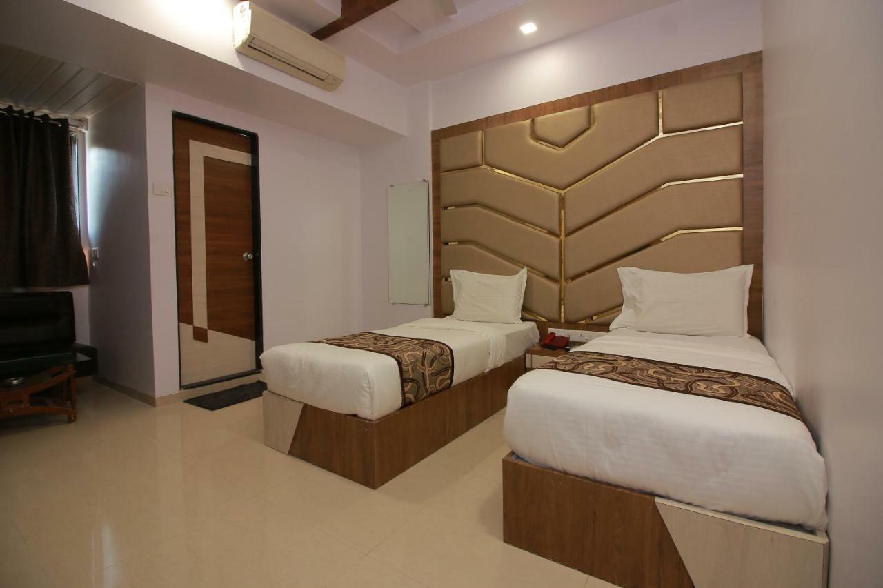 Hotel Apex Navi Mumbai Eksteriør billede