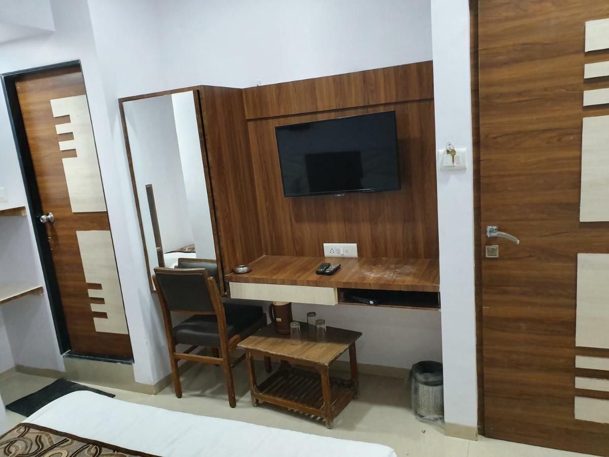 Hotel Apex Navi Mumbai Eksteriør billede
