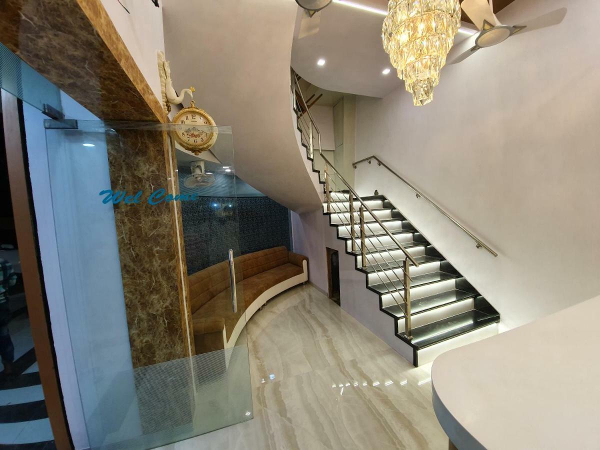 Hotel Apex Navi Mumbai Eksteriør billede